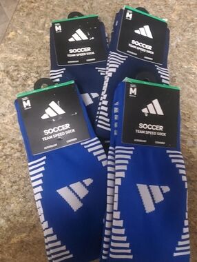 ADIDAS SOCCER TEAM SPEED SOCKS NWT SET OF 4. MED. OVER THE CALF. BLUE